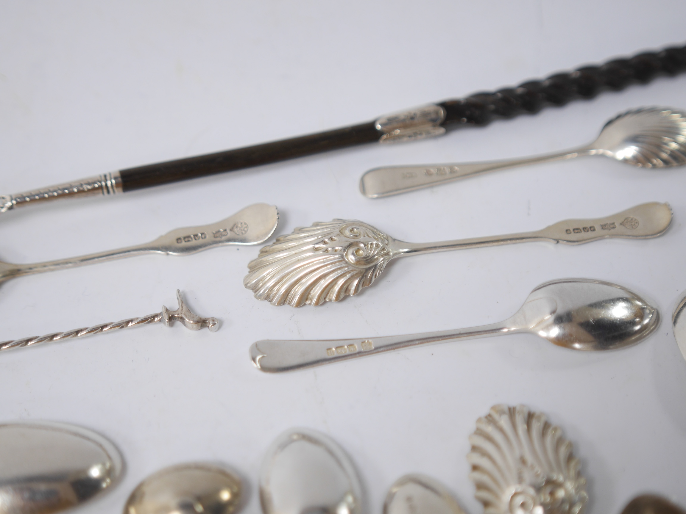 A quantity of assorted mainly 19th century and later silver flatware, including two Queens pattern sauce ladles, seventeen teaspoons, six mustard ladles, a toddy ladle, etc, and a silver pencil holder, various dates and